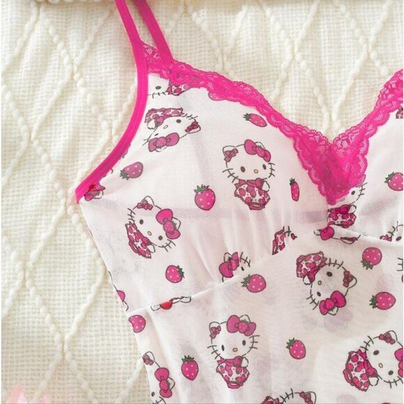 Hello Kitty Sheer Lace Chemise - Picture 3 of 9